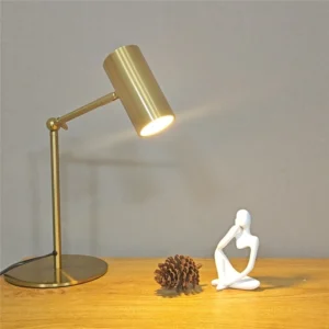 Luminária de Mesa Dourada Nordic Lux