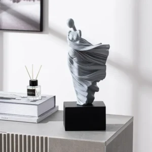 Escultura Feminina Decorativa para Casa
